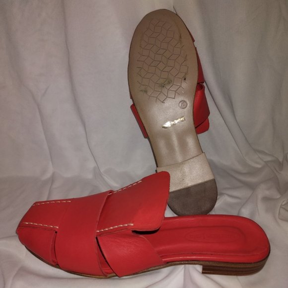 Sheridan Mia Red Sandals - Picture 1 of 2